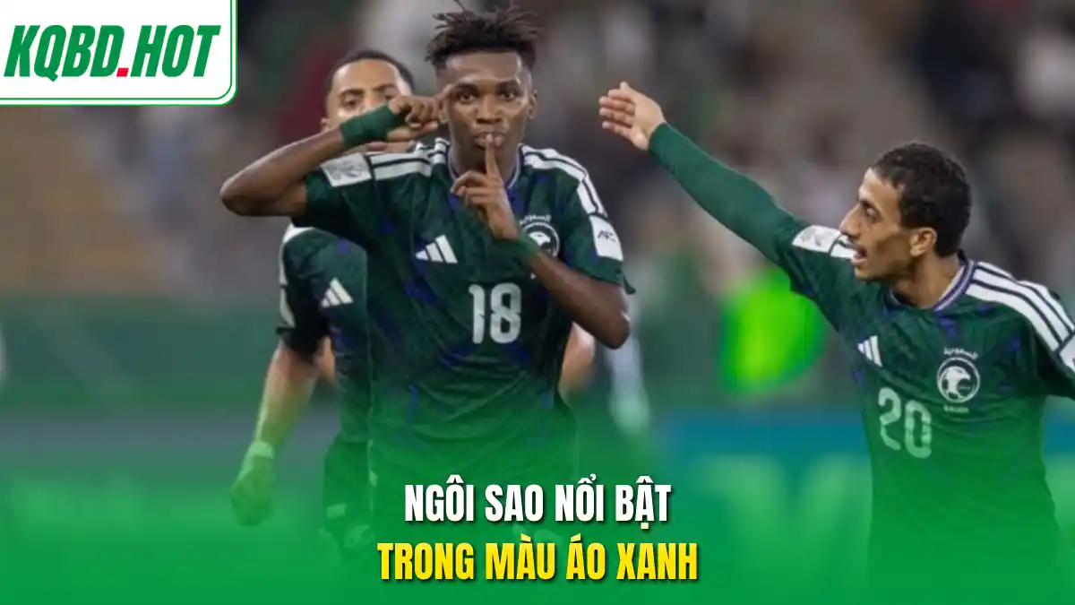 Ngôi sao nổi bật trong màu áo xanh